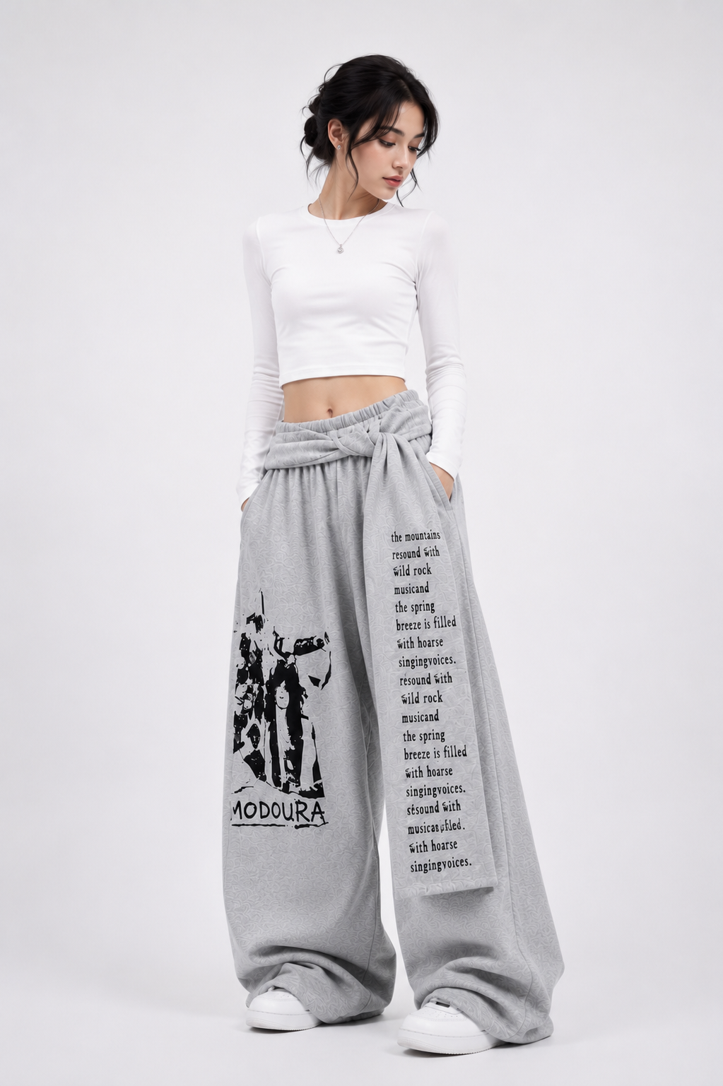 MDR BAGGY TROUSERS