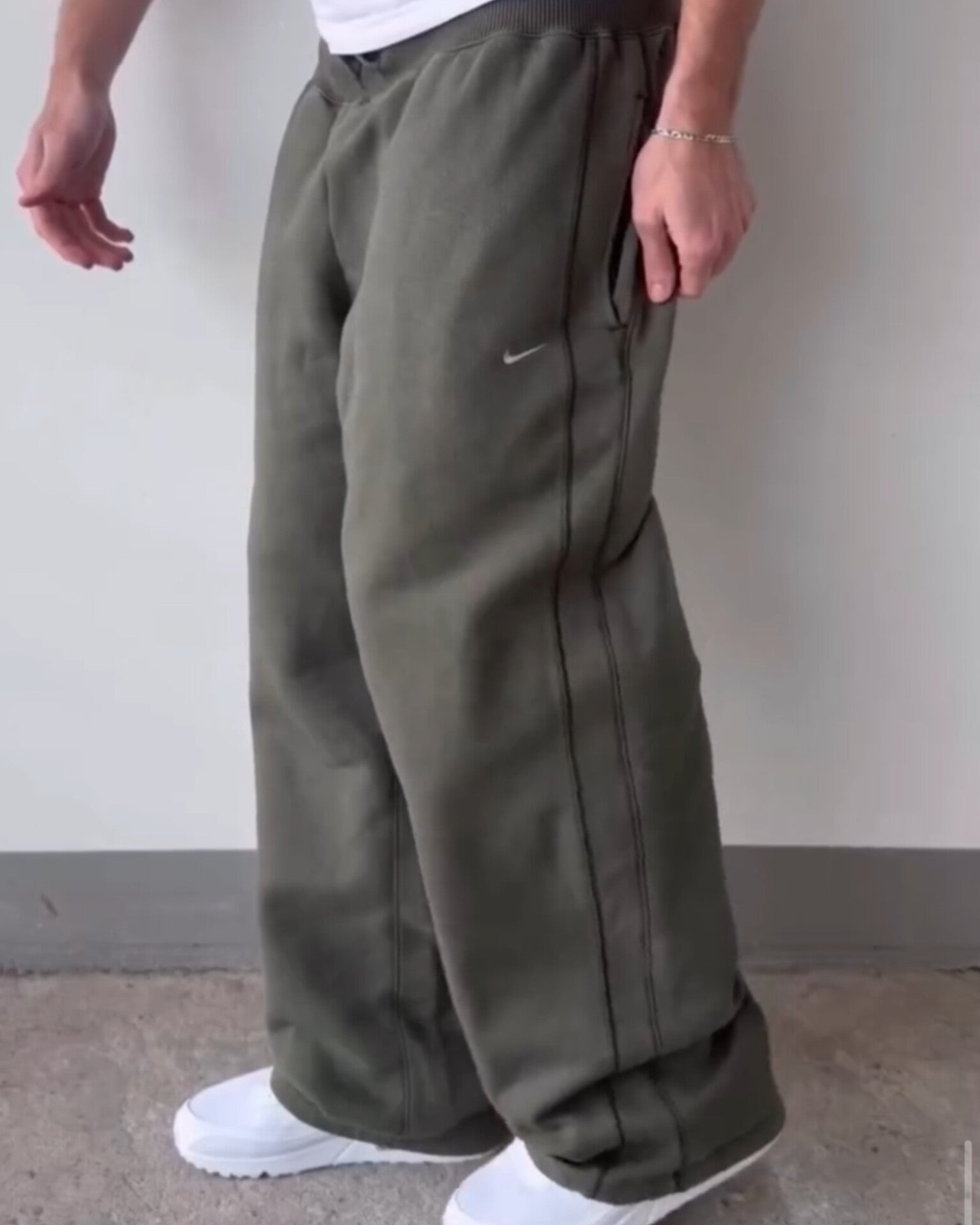 MDR BAGGY TROUSER