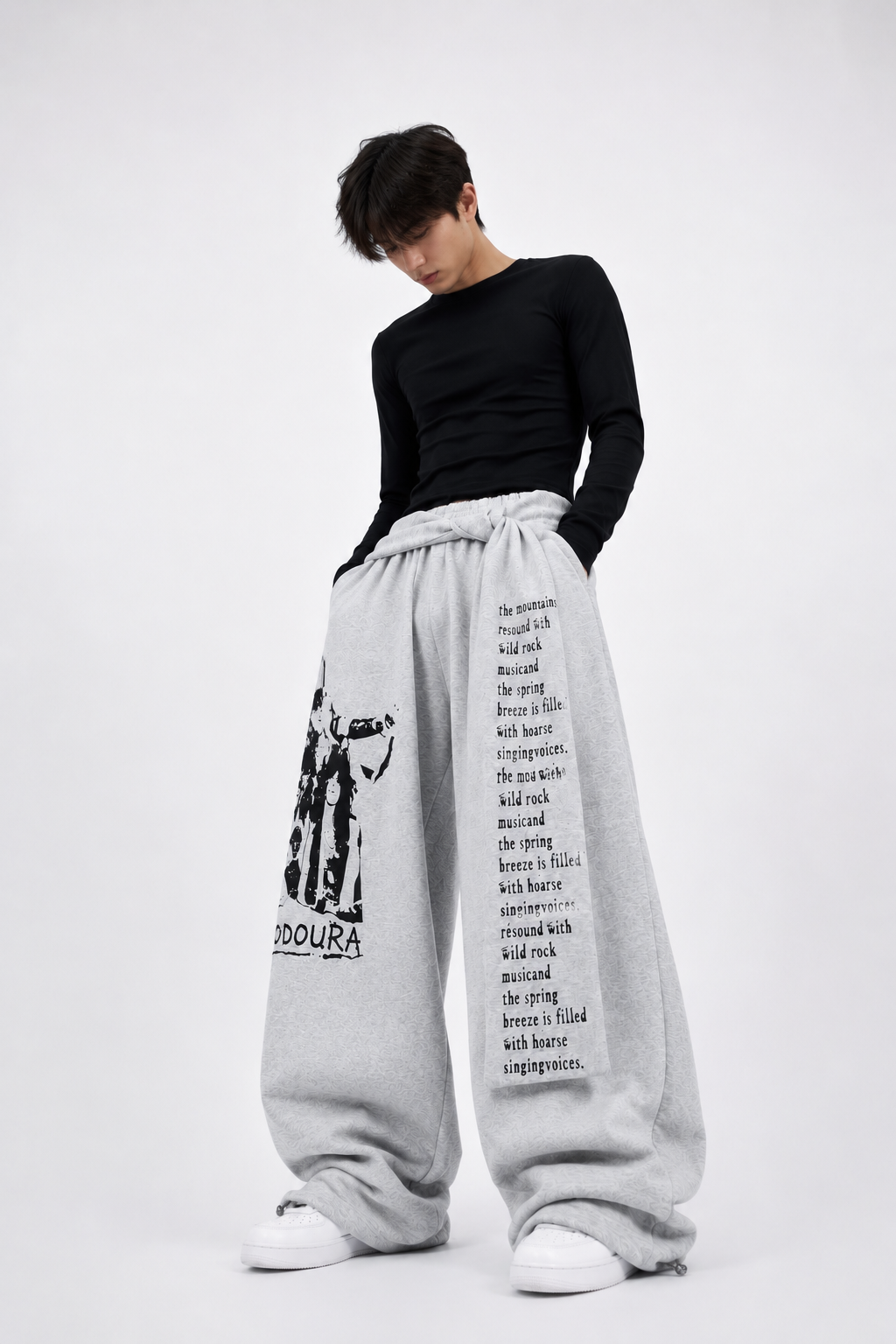 MDR BAGGY TROUSERS