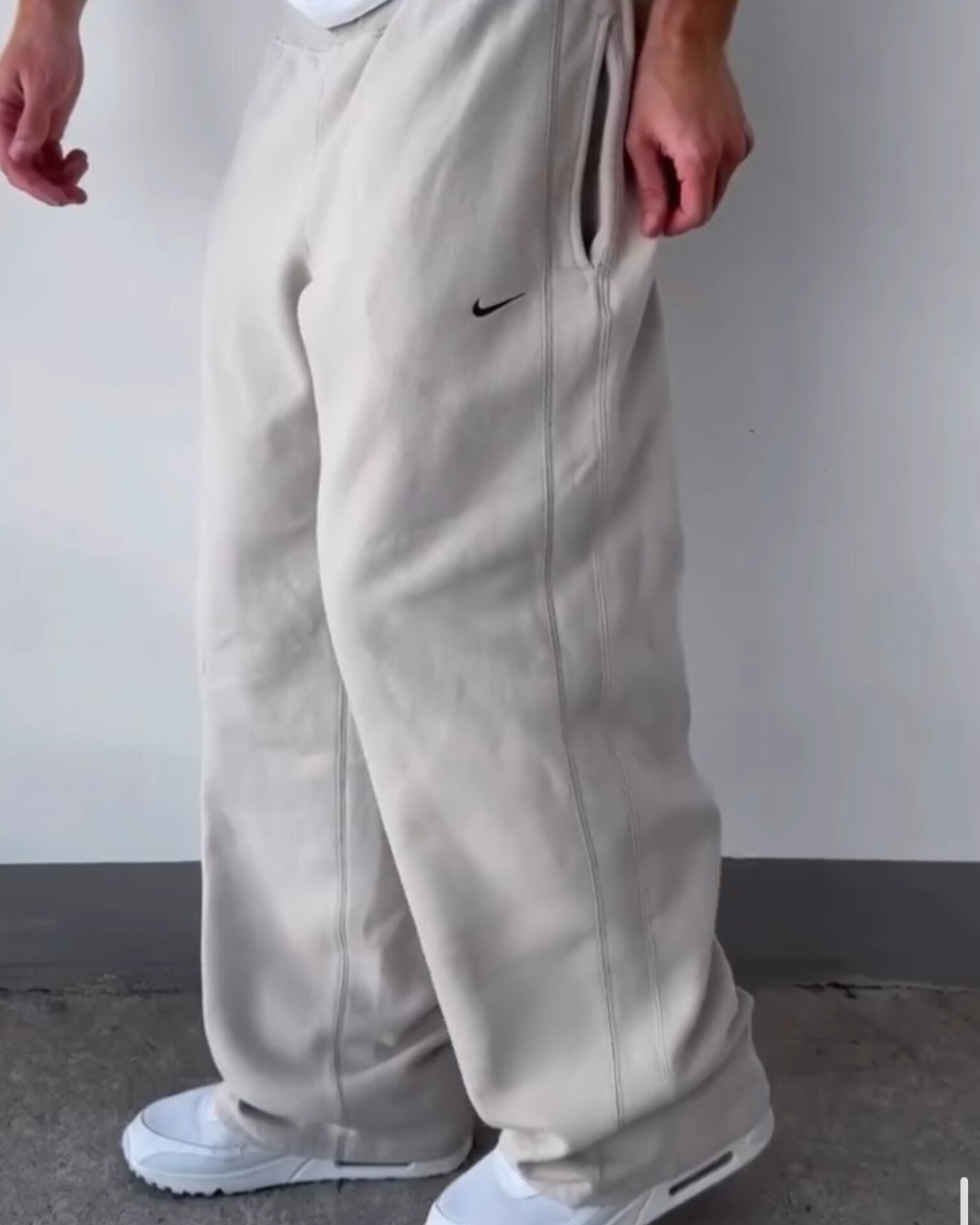 MDR BAGGY TROUSER