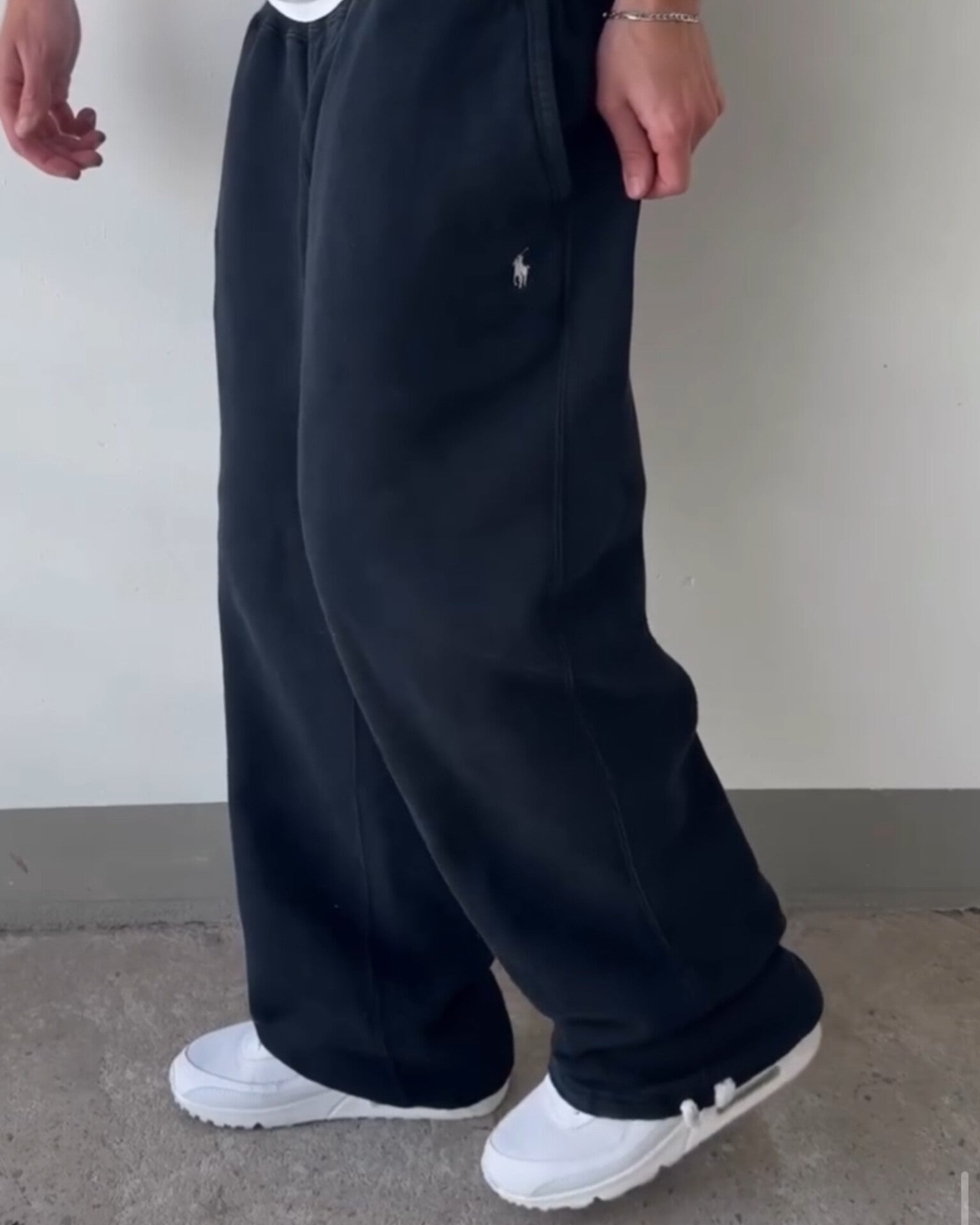 MDR BAGGY TROUSER